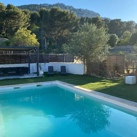Avec Piscine Villa *